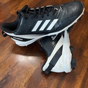 Adidas Icon baseball cleats